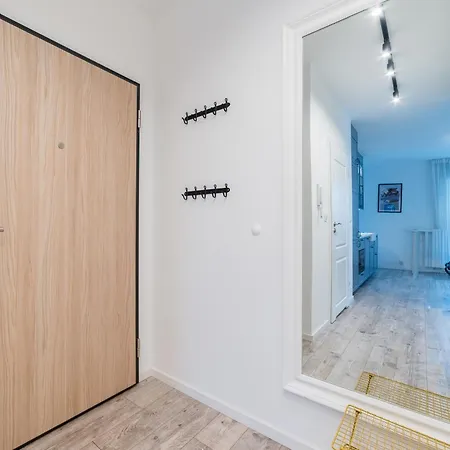 Goplana Deluxe By Bookinghost Posen